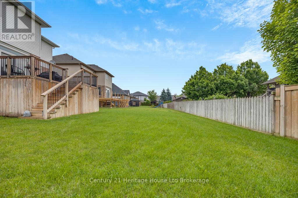29 BROOKSIDE LANE - 38