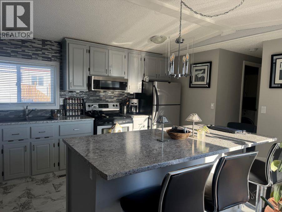 301 N BLACKBURN ROAD - 8