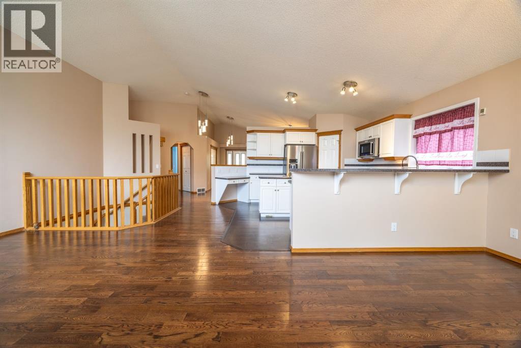 35 Maple Walk — photo 19
