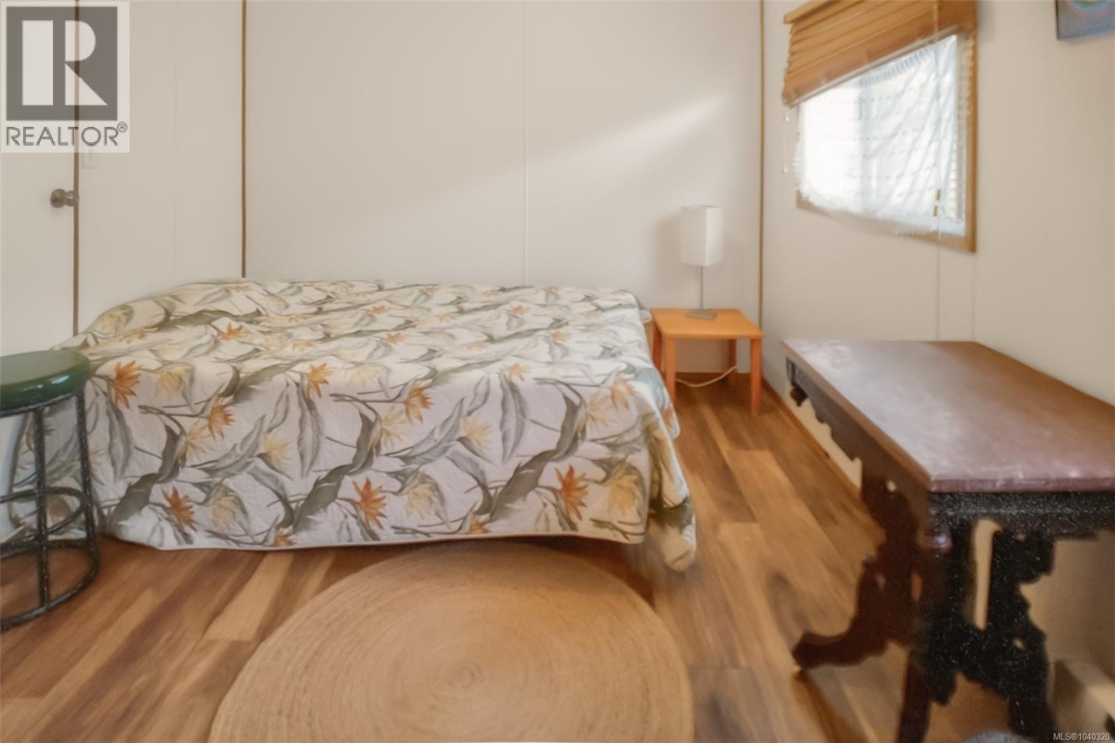 #16 911 Campbell St - 17