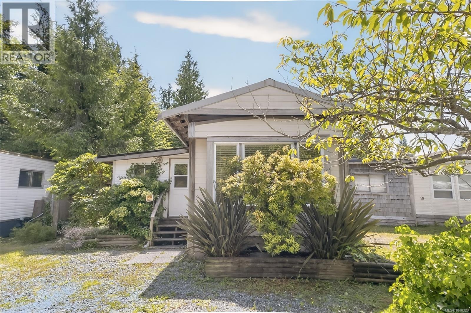 #16 911 Campbell St - 33