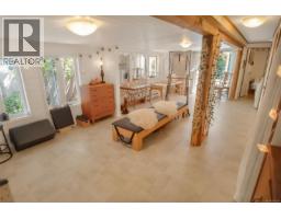 16 911 Campbell St, Tofino, BC V0R2Z0 Photo 12