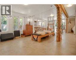 16 911 Campbell St, Tofino, BC V0R2Z0 Photo 10
