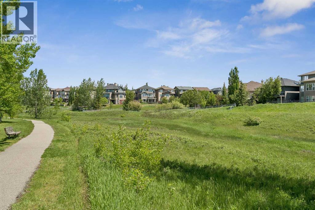 92 Panatella Crescent NW — photo 41