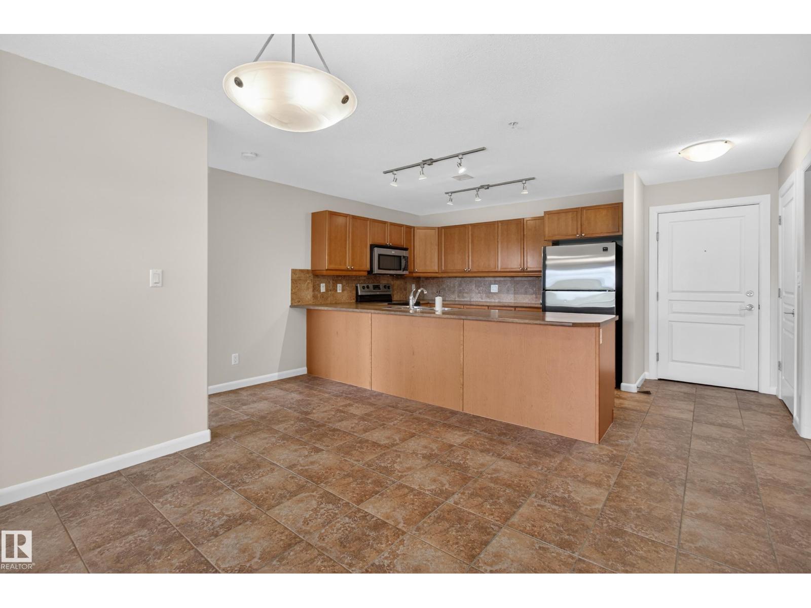 #237 400 PALISADES WAY - 5