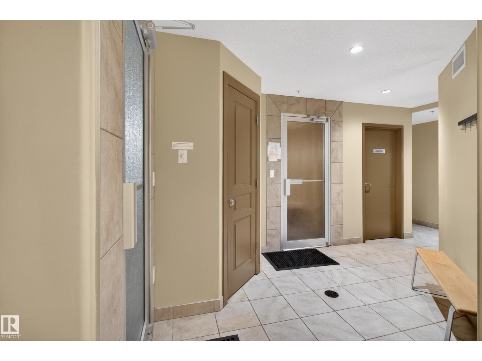 #237 400 PALISADES WAY - 32