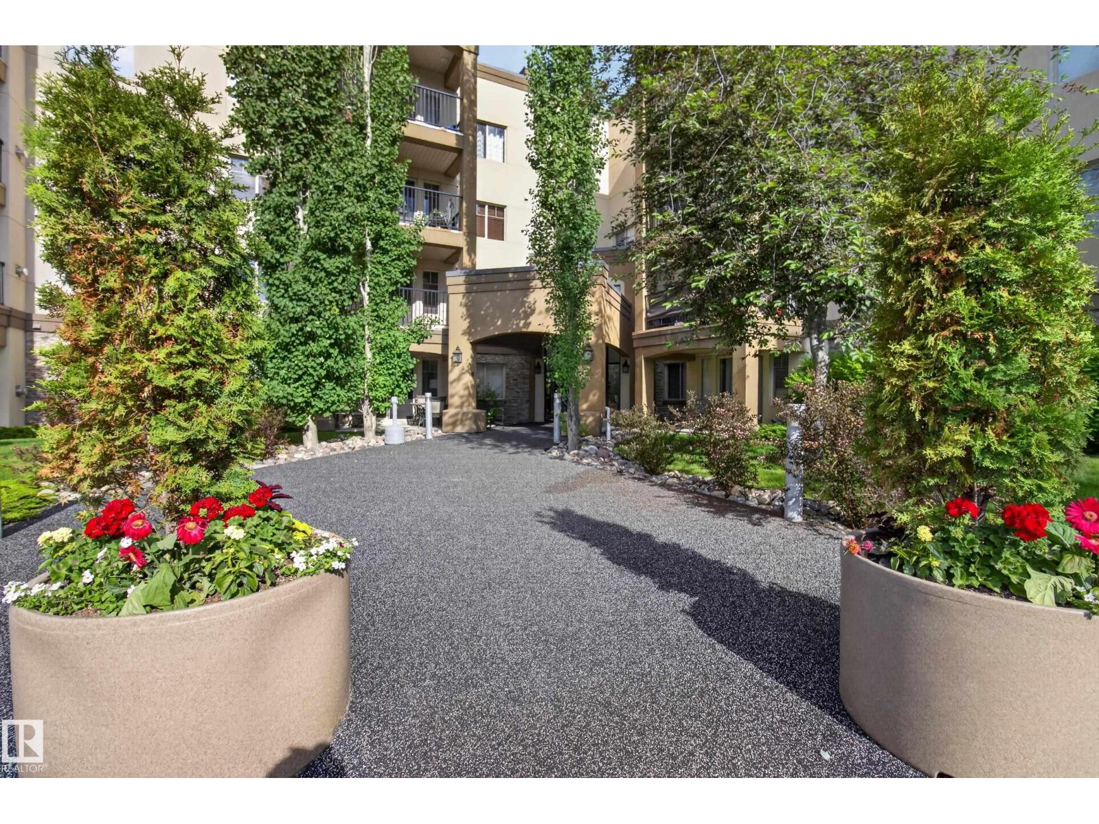 #237 400 PALISADES WAY - 1
