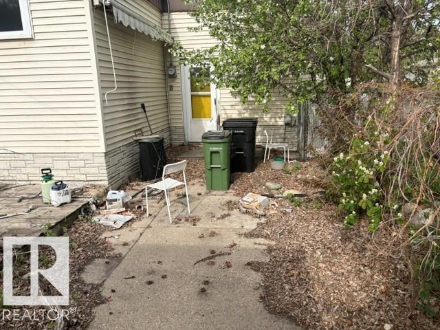12037 62 ST NW — photo 24