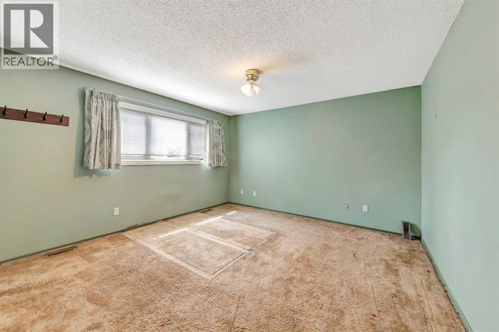 5713 34 Street — photo 11