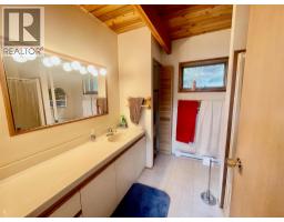 8200 Gun Lake Road W, Gold Bridge, BC V0K1P0 Photo 17