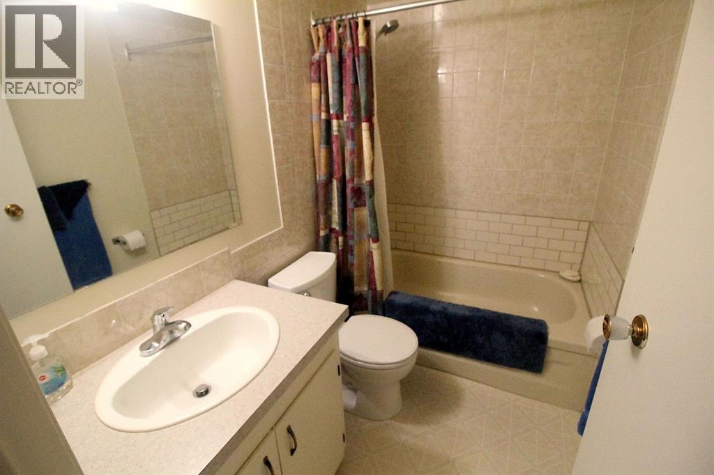 515 Blackthorn Road NE — photo 24