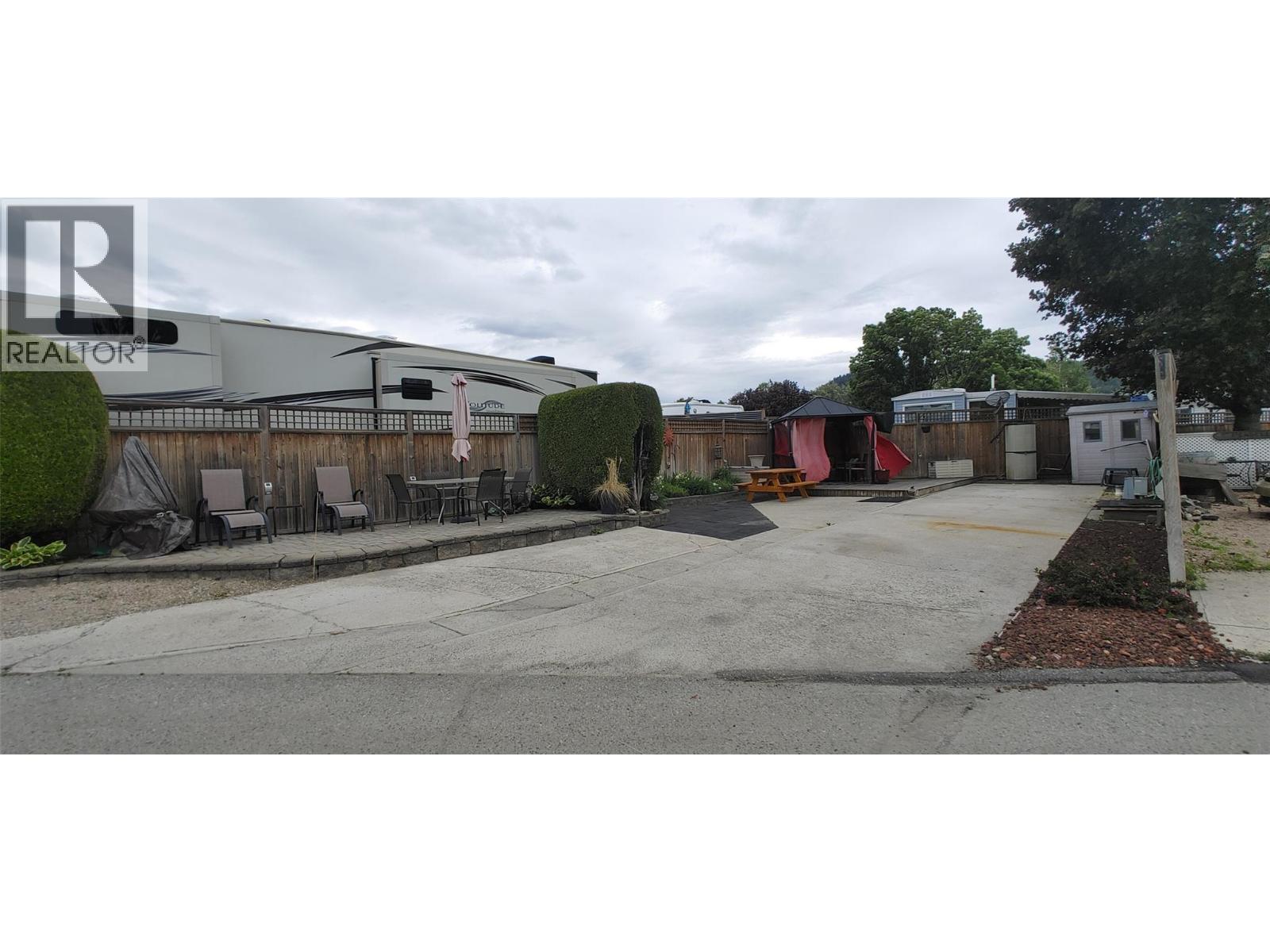 #143 415 Commonwealth Road - 2