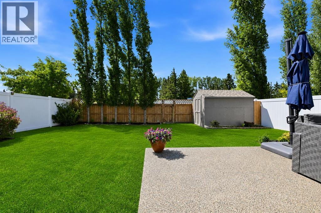 43 Thompson Crescent — photo 28