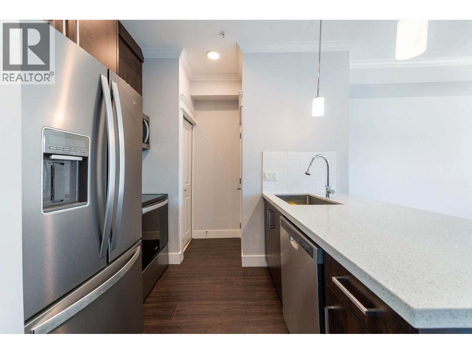 402 2229 ATKINS AVENUE, Port Coquitlam