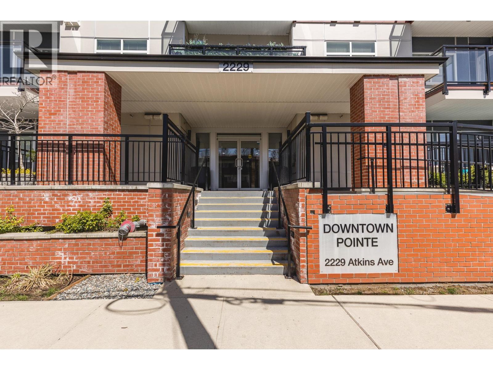 402 2229 ATKINS AVENUE, Port Coquitlam