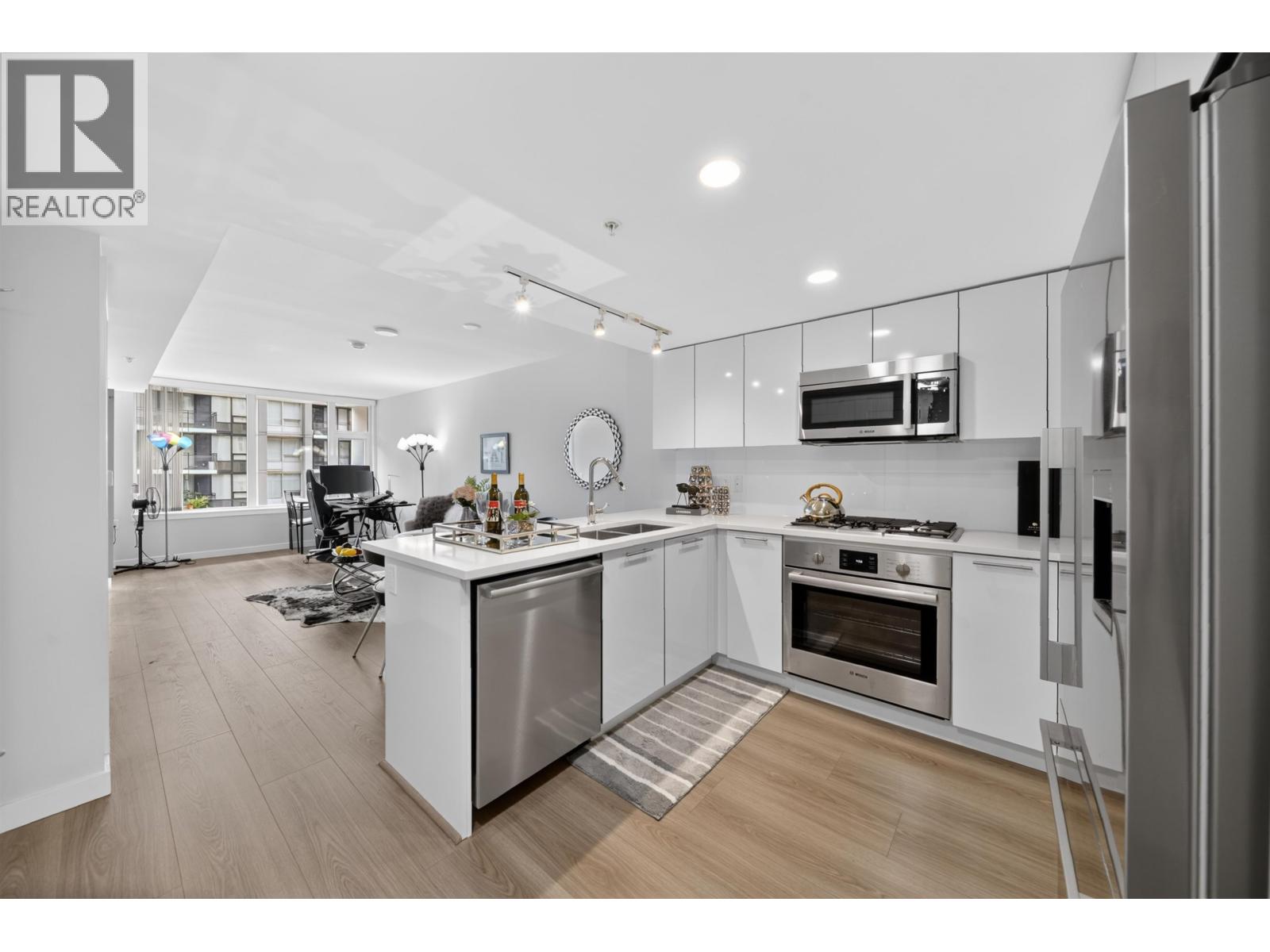 507 8699 HAZELBRIDGE WAY, Richmond