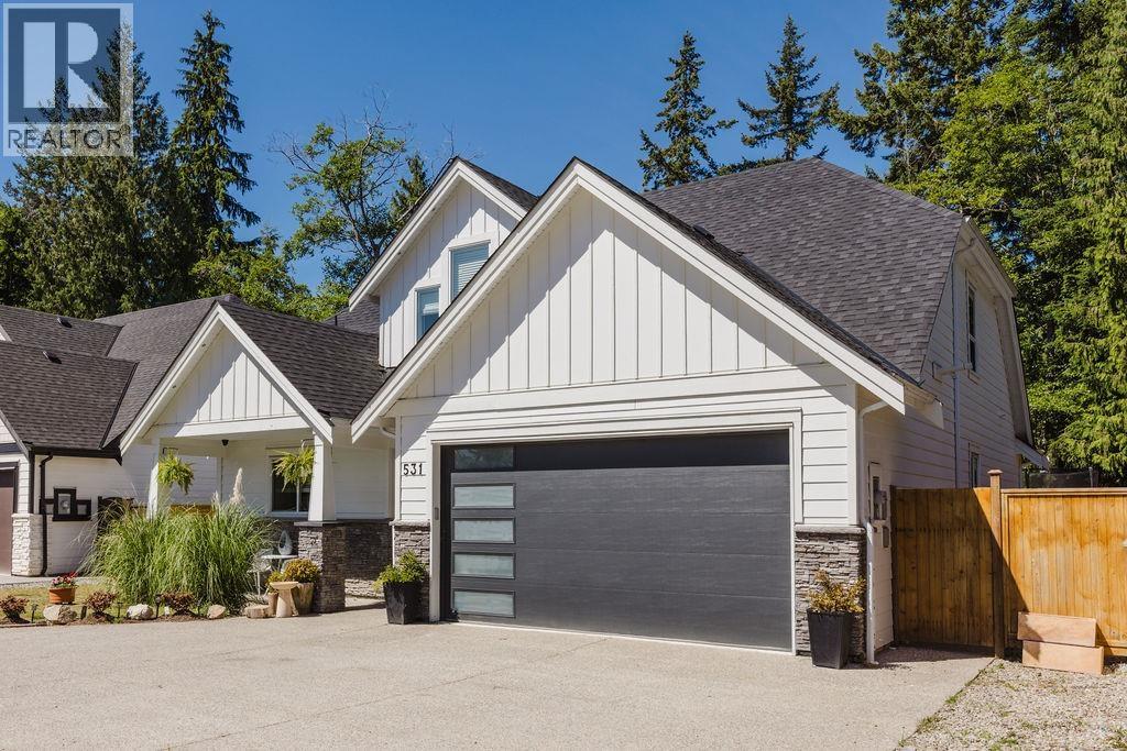 531 JORDAN WAY, Gibsons — photo 2