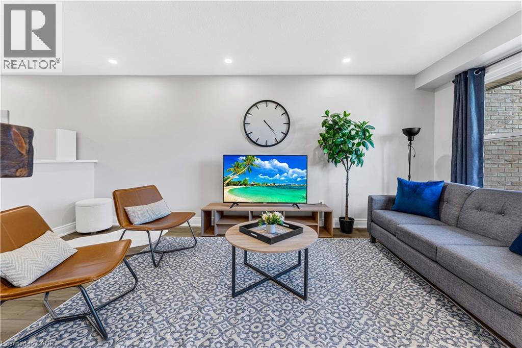 2258 MANCHESTER Drive - 5