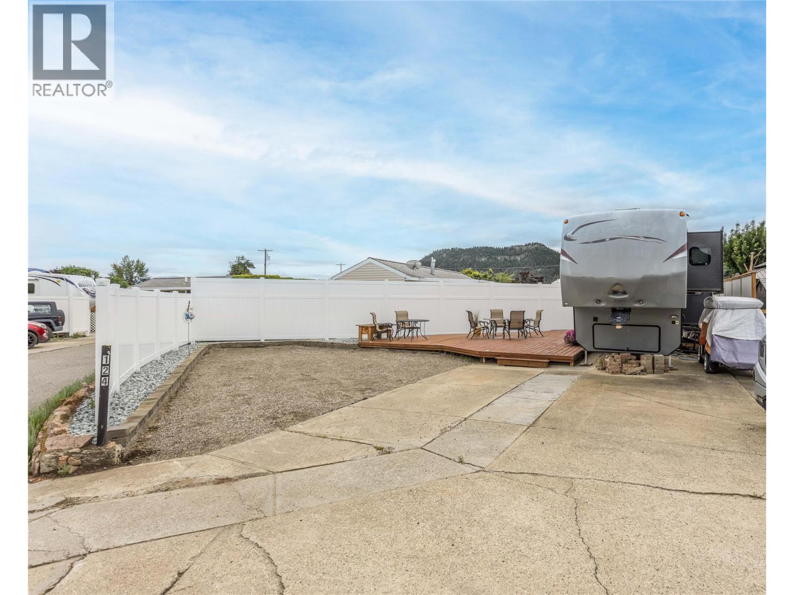 415 Commonwealth Road Lot# 124 - 8
