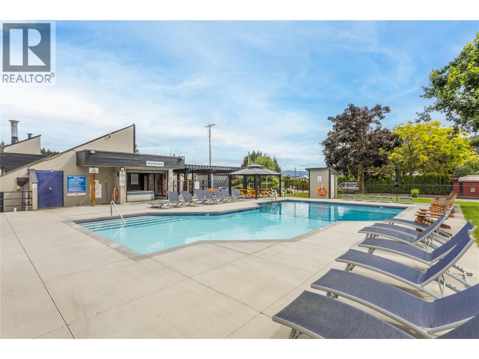 415 Commonwealth Road Lot# 124 - 13