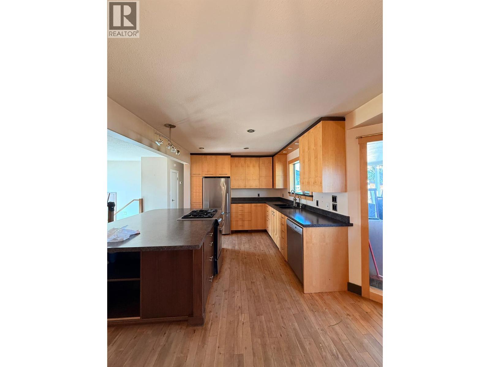  460 Mugford Road, Kelowna