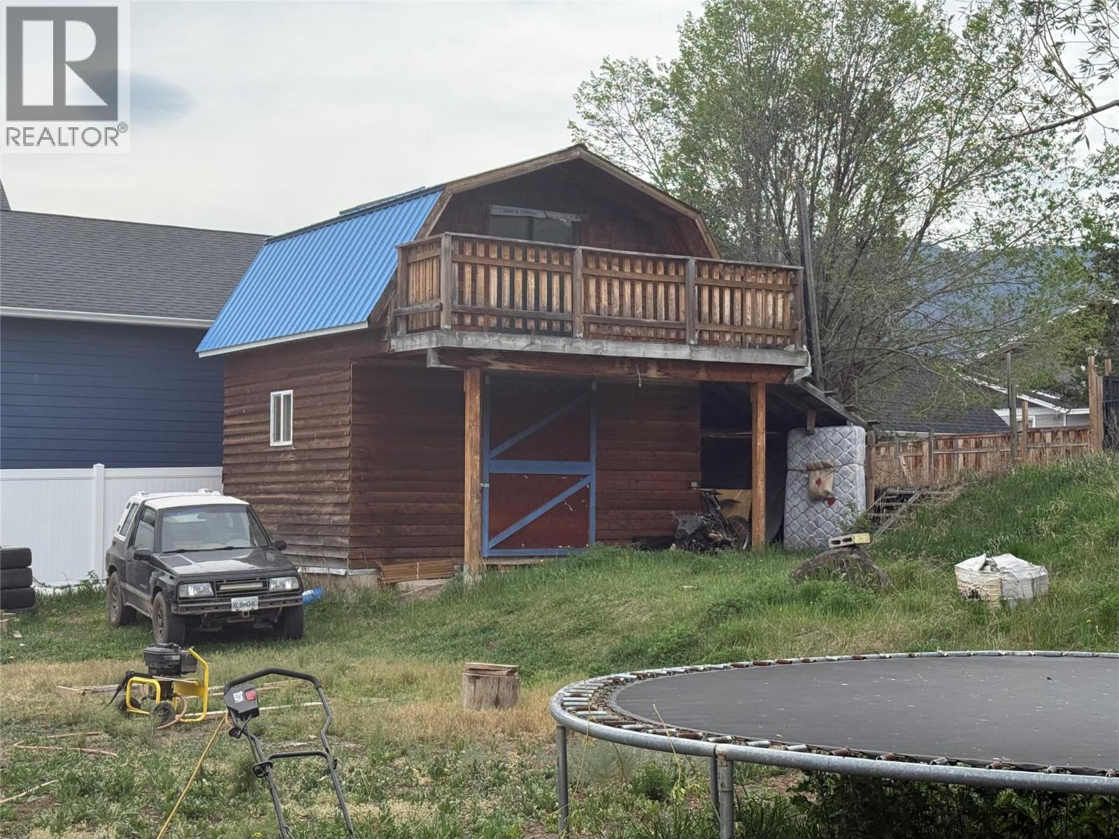 1417 FIR Avenue - 6