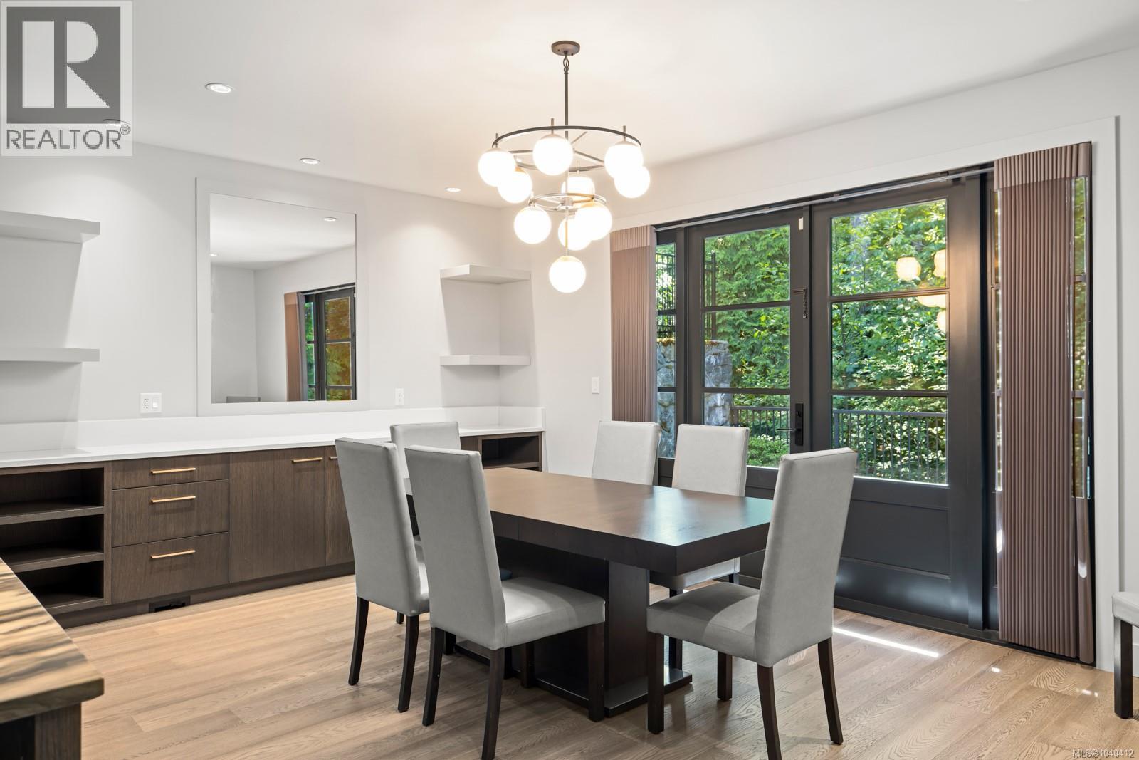  2215 Riviera Place, Langford