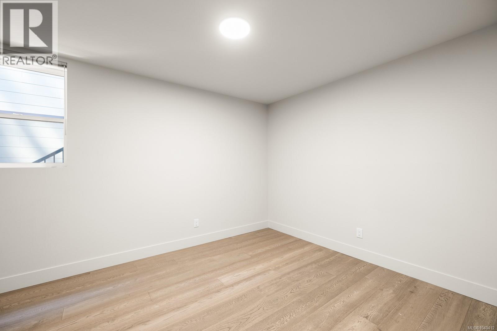  2215 Riviera Place, Langford