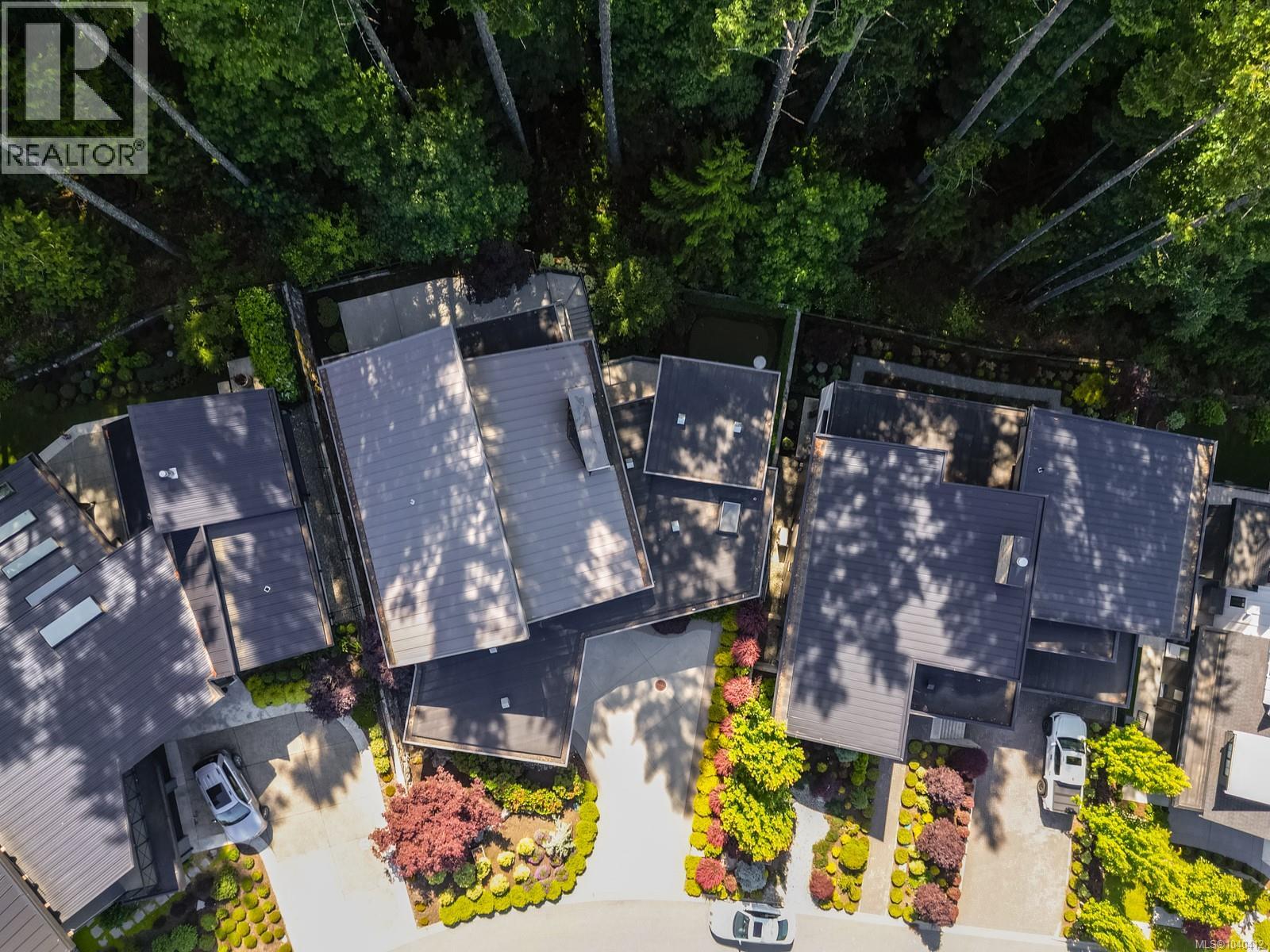  2215 Riviera Place, Langford