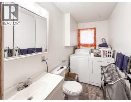 All, 1 3 Avenue Se, Falher, AB T0H1M0 Photo 18