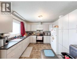 All, 1 3 Avenue Se, Falher, AB T0H1M0 Photo 7