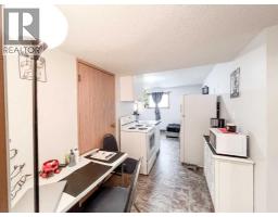 All, 1 3 Avenue Se, Falher, AB T0H1M0 Photo 16