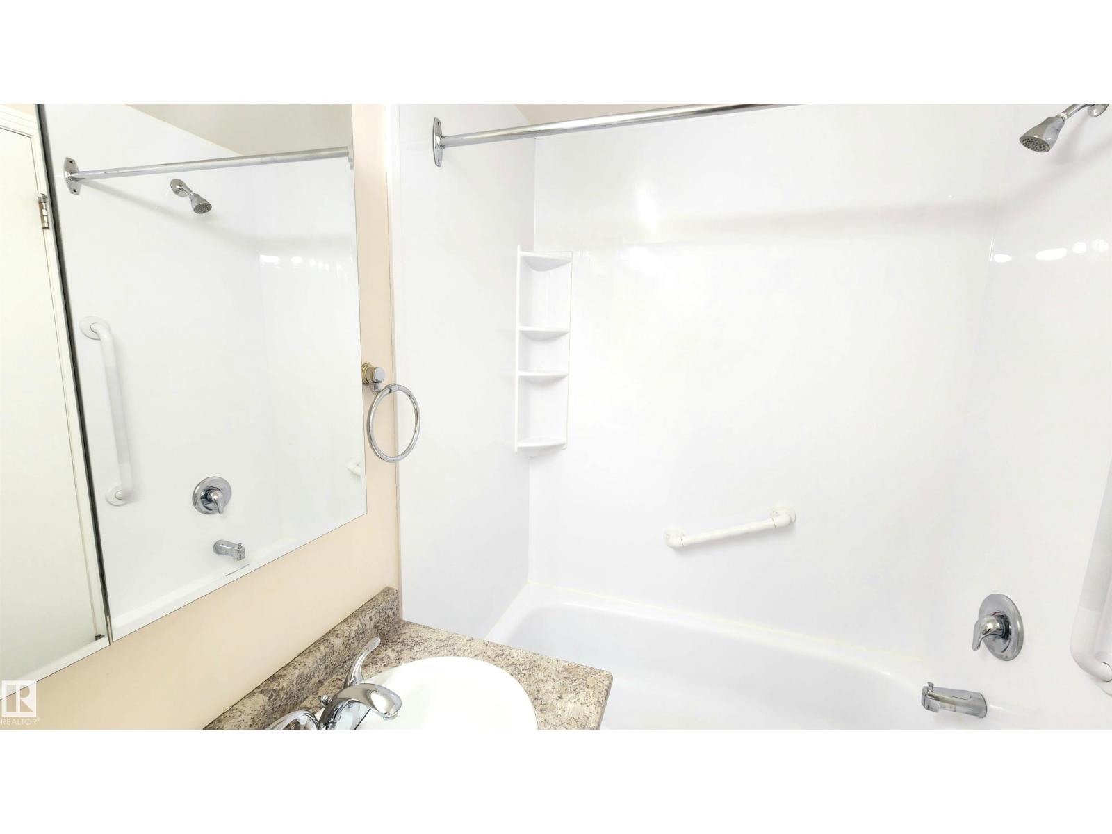 8824 90 ST NW - 27