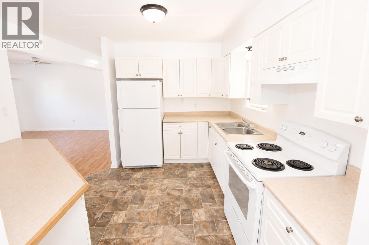2750 MIDDLETON ROAD - 5