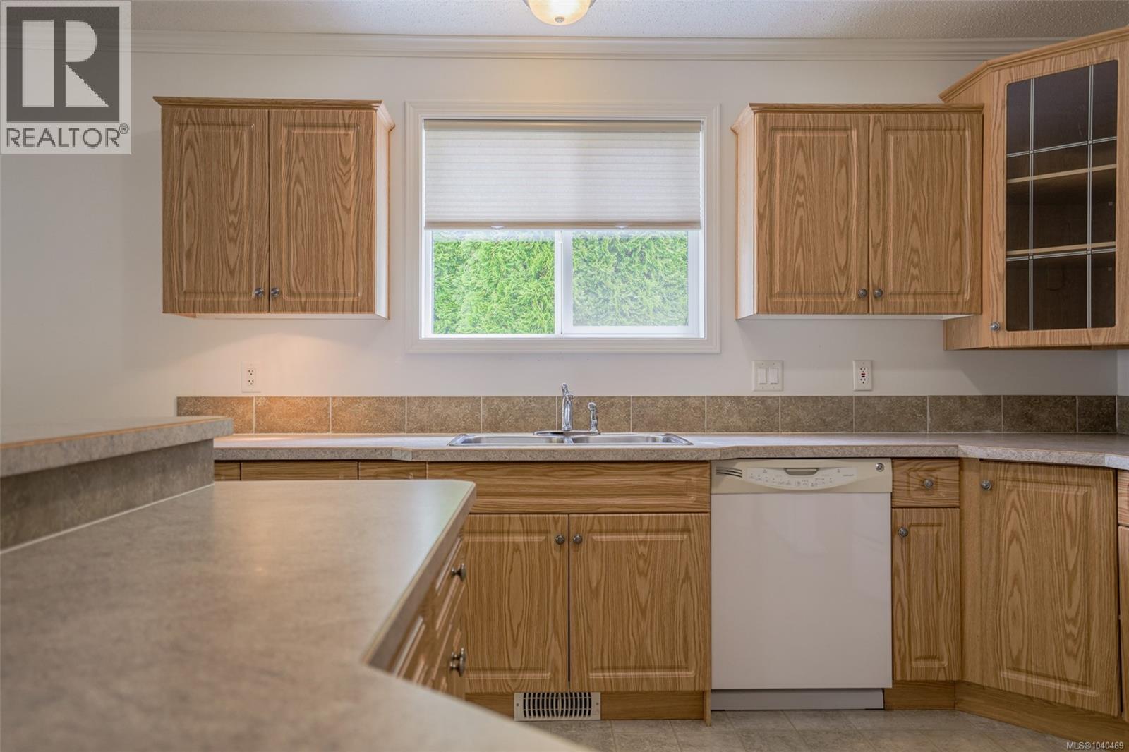 #115 5555 Grandview Rd - 13