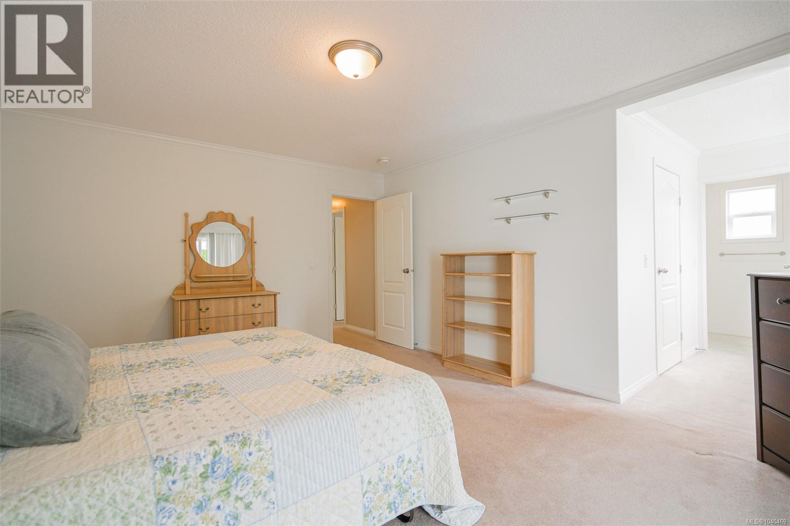 #115 5555 Grandview Rd - 27