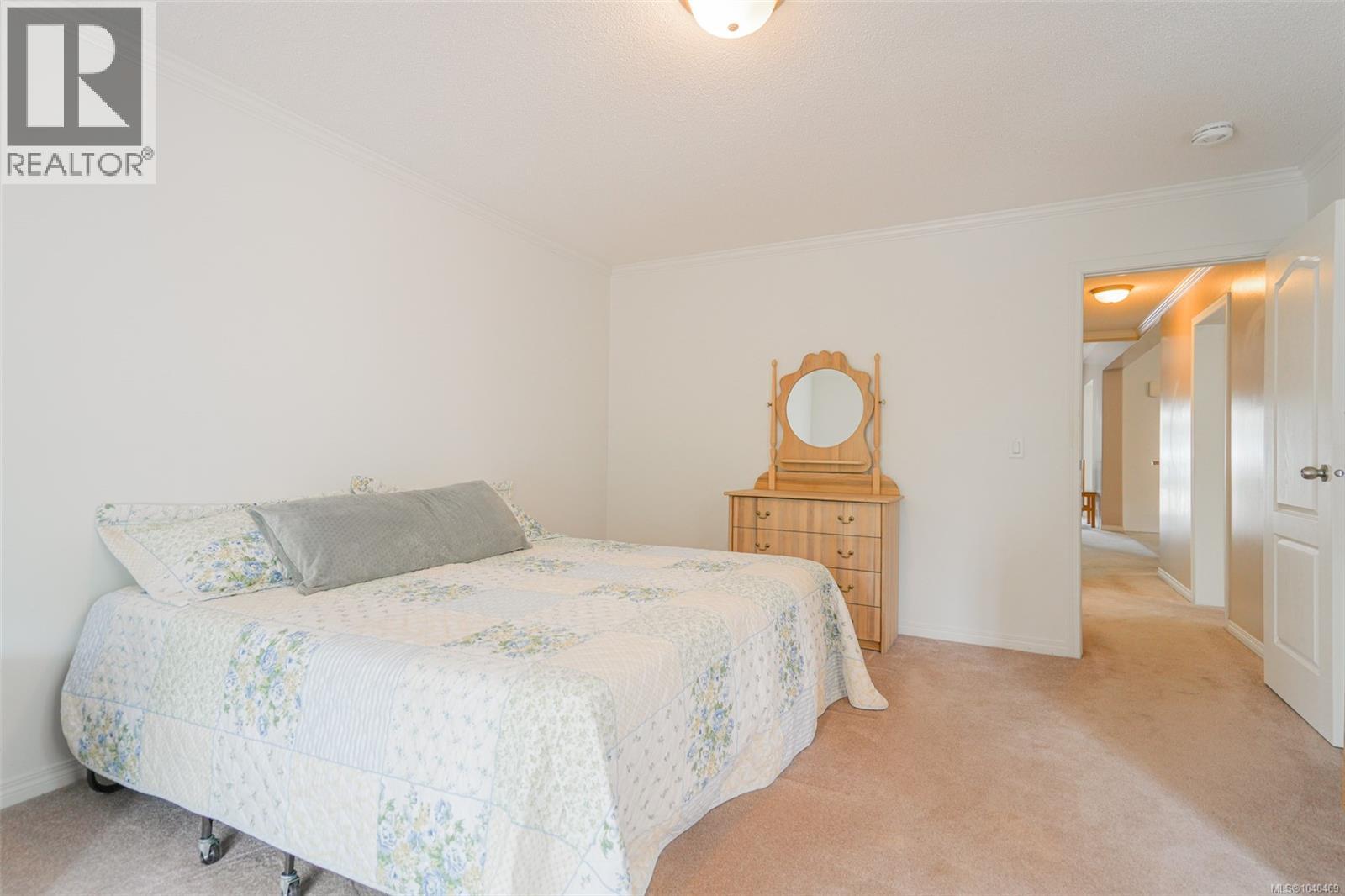 #115 5555 Grandview Rd - 28