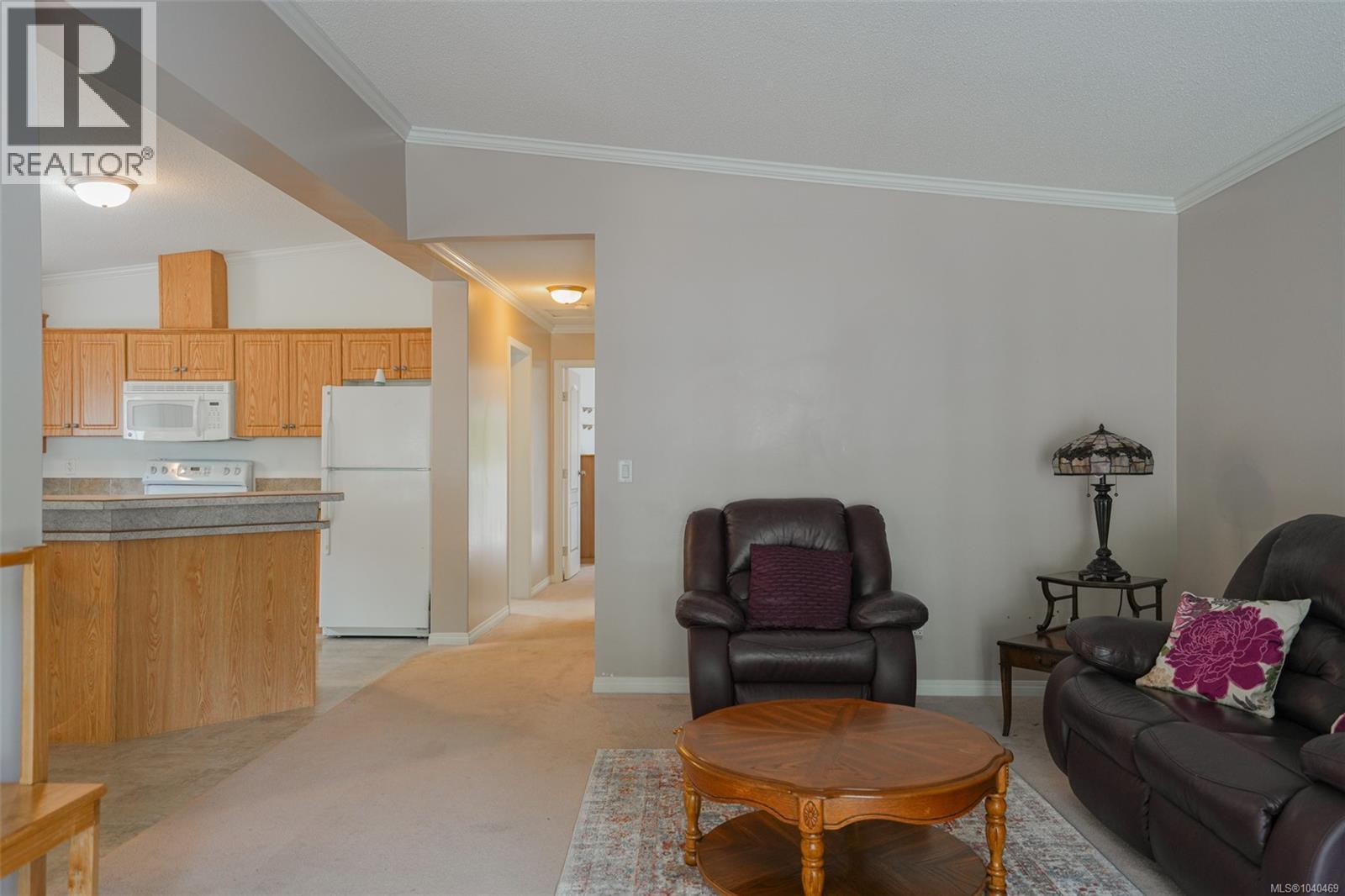 #115 5555 Grandview Rd - 18
