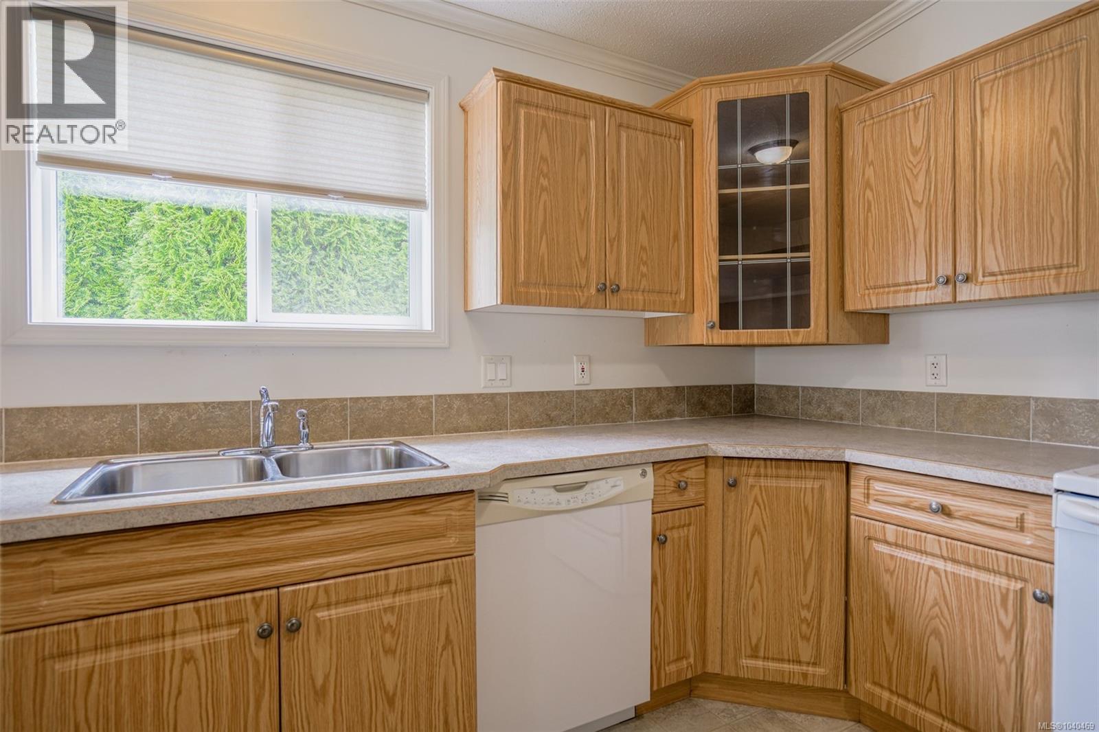 #115 5555 Grandview Rd - 15
