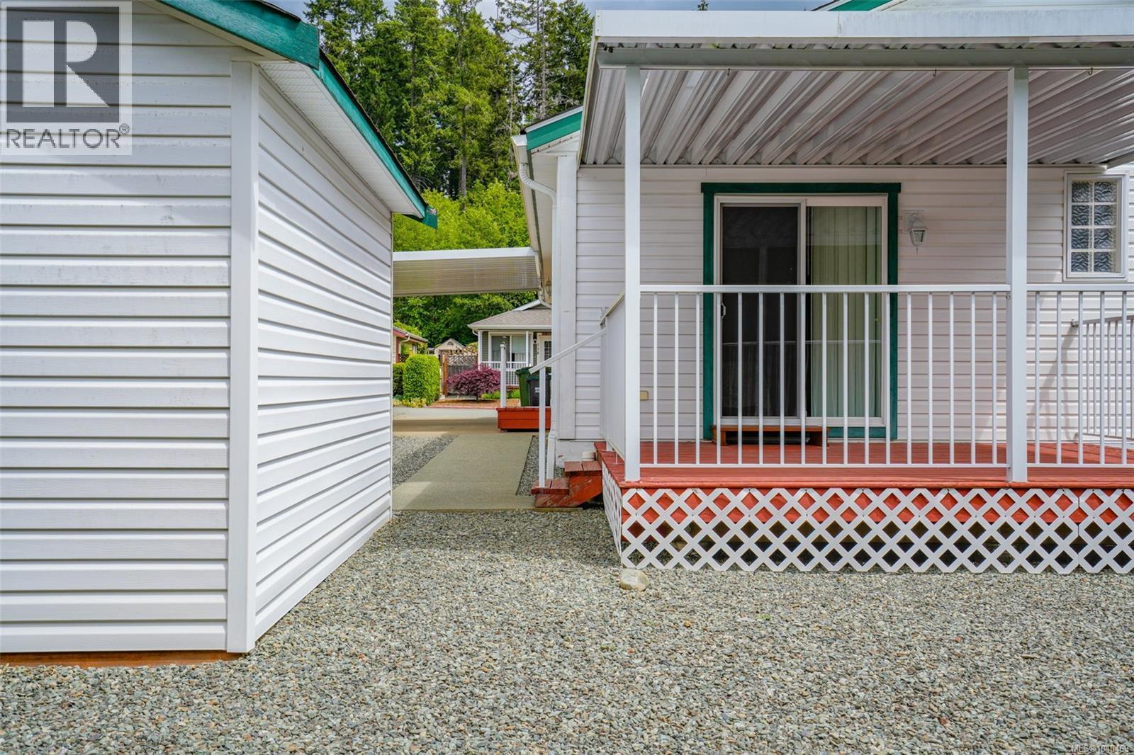 #115 5555 Grandview Rd - 42