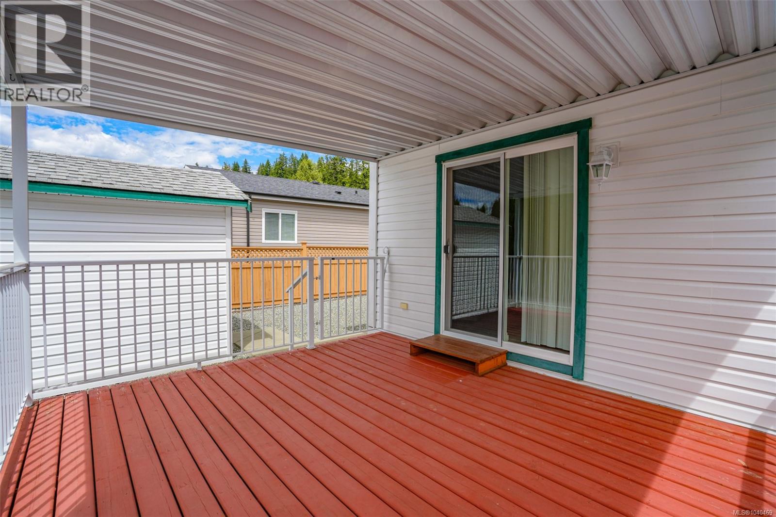 #115 5555 Grandview Rd - 40