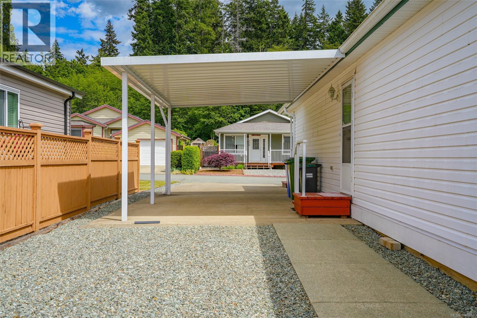 #115 5555 Grandview Rd - 46