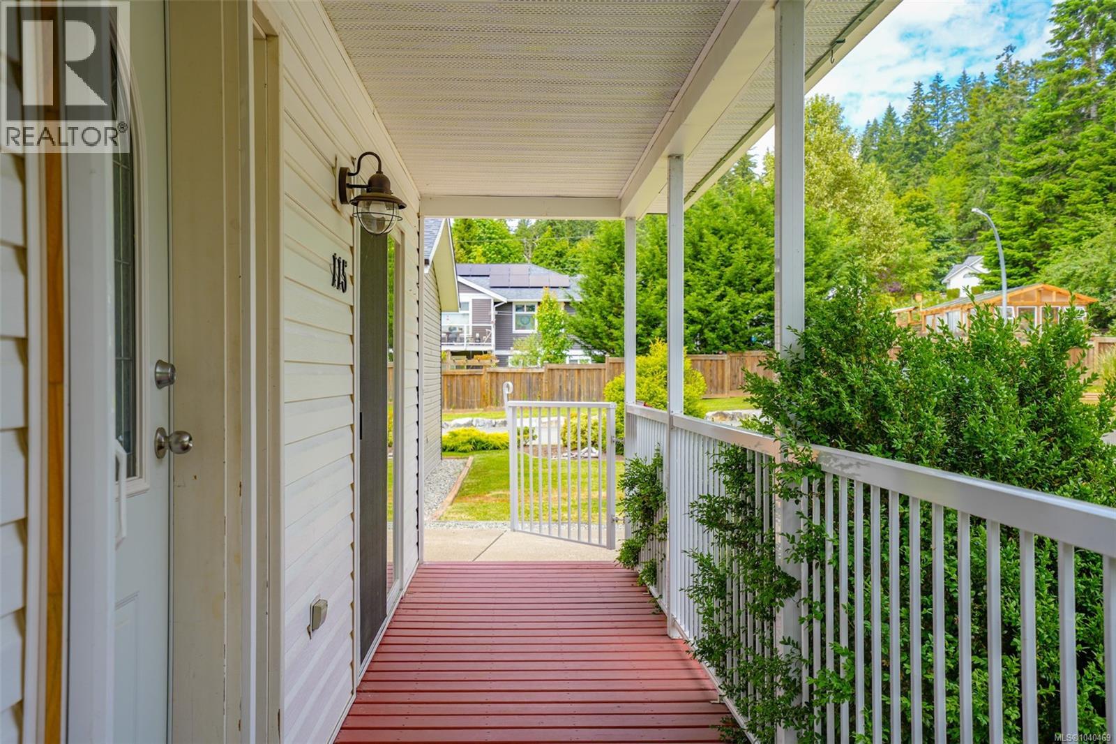 #115 5555 Grandview Rd - 4