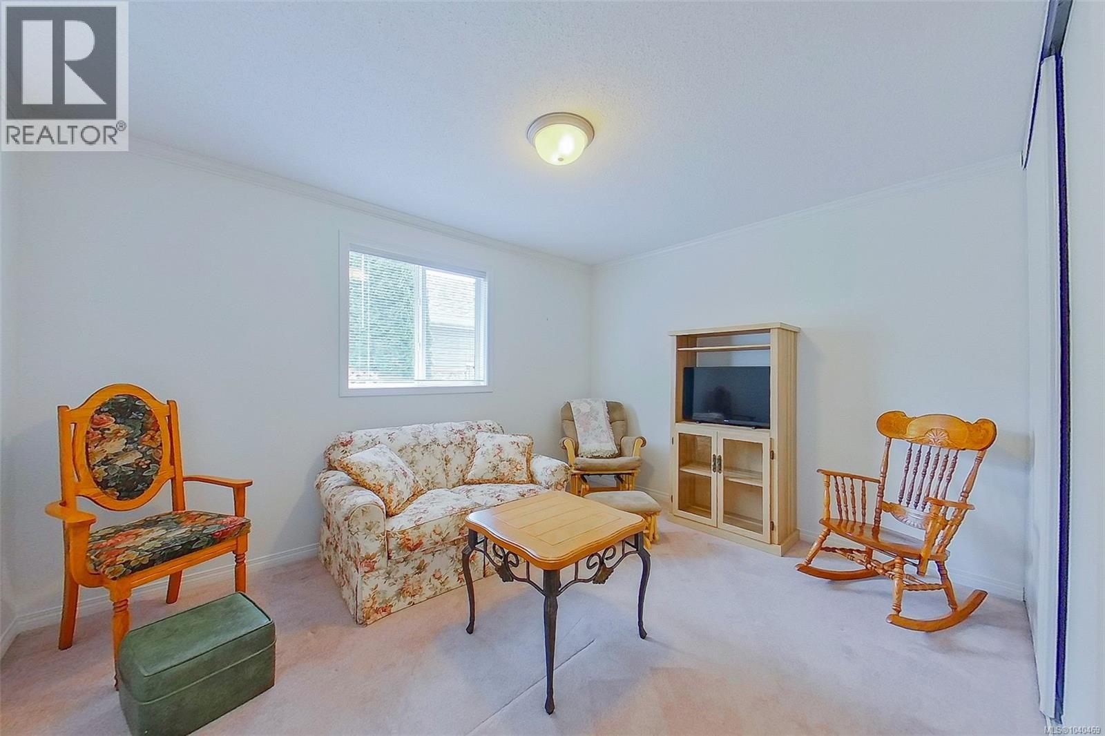 #115 5555 Grandview Rd - 34