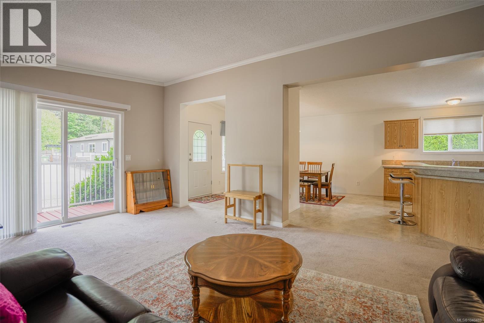 #115 5555 Grandview Rd - 22