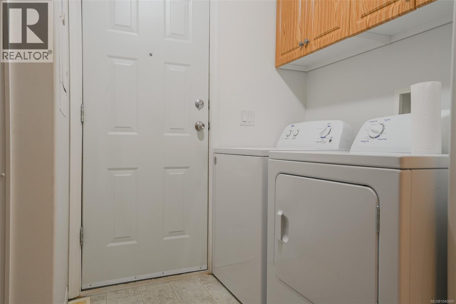 #115 5555 Grandview Rd - 36