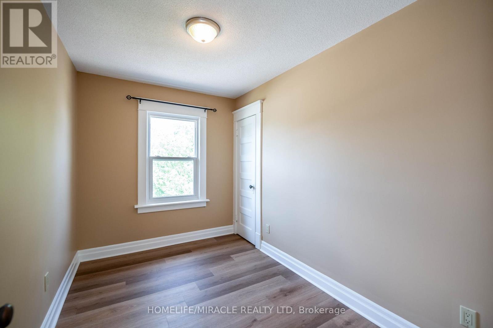 4428 HOMEWOOD AVENUE - 26