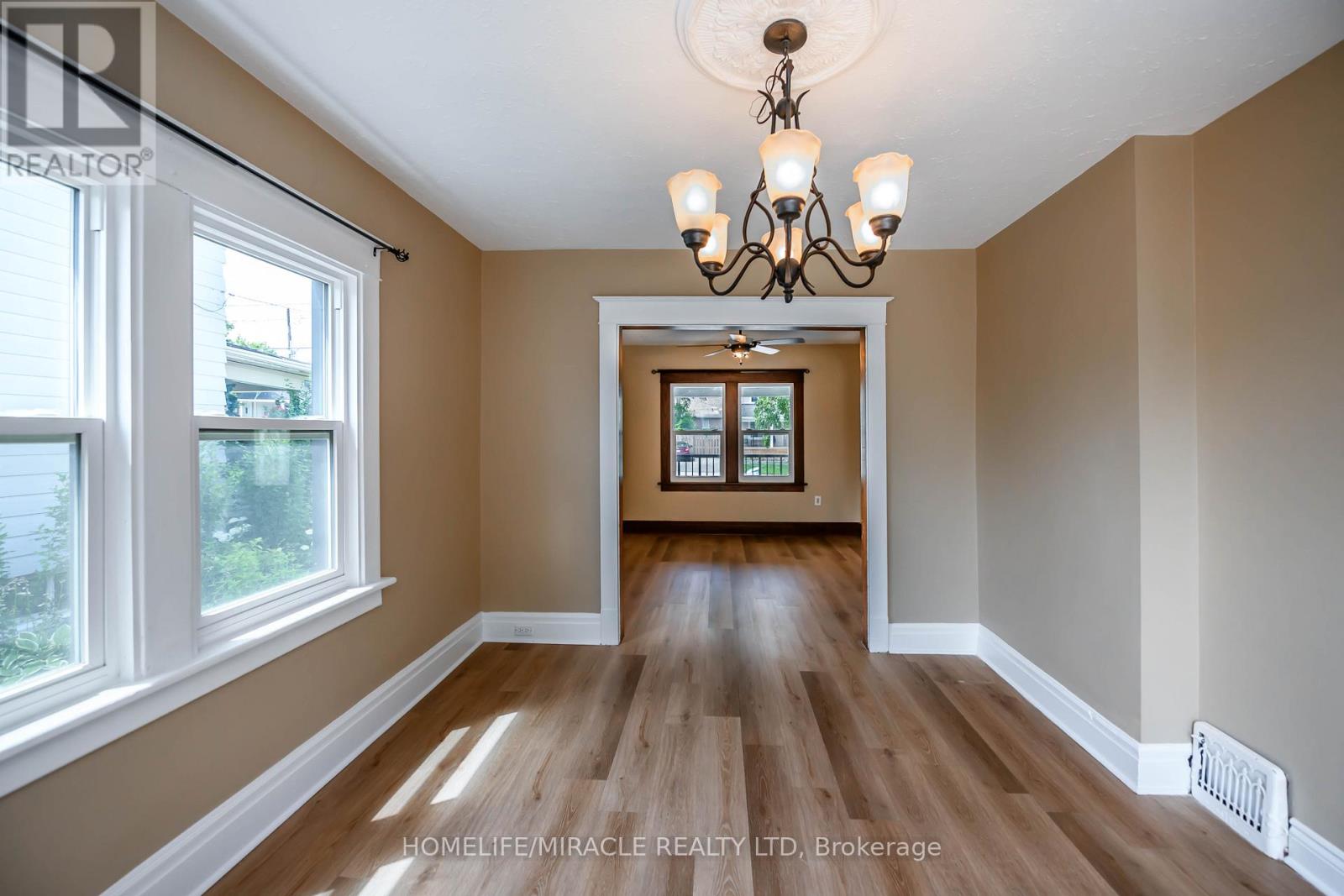 4428 HOMEWOOD AVENUE - 40