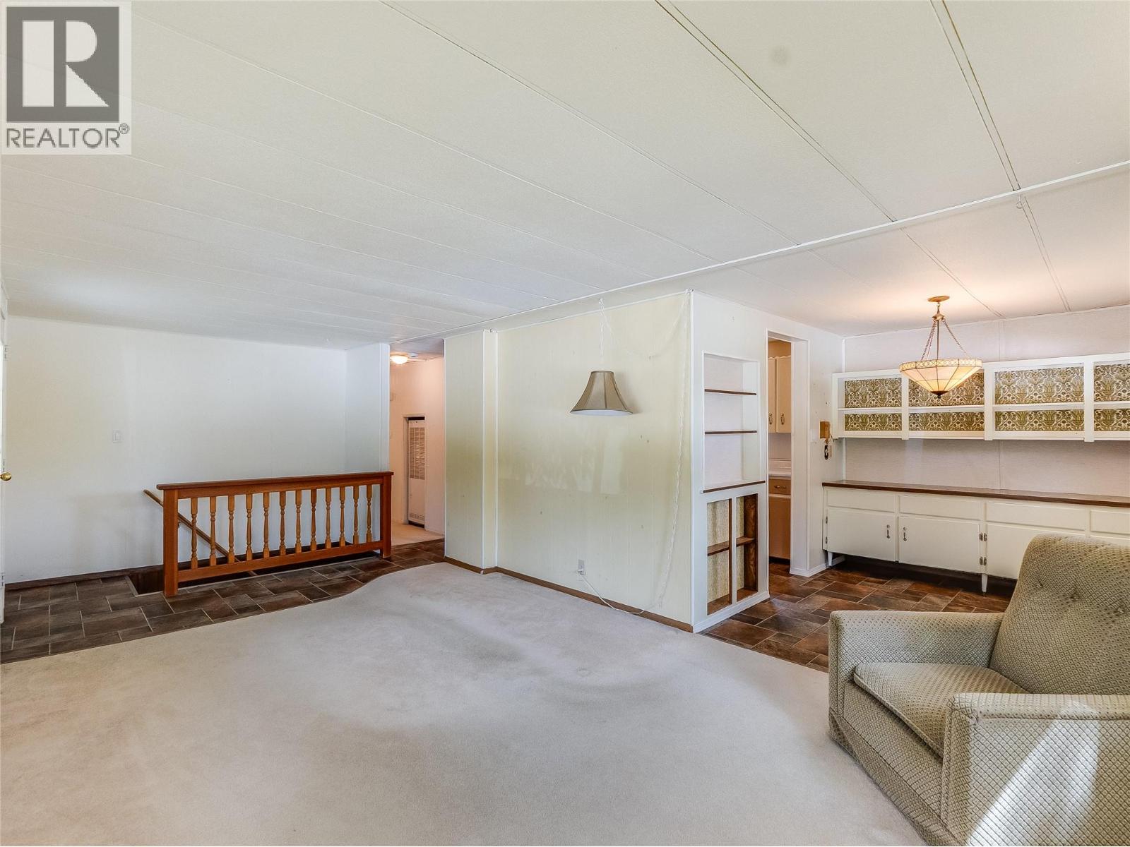 2625 6th Avenue - 10