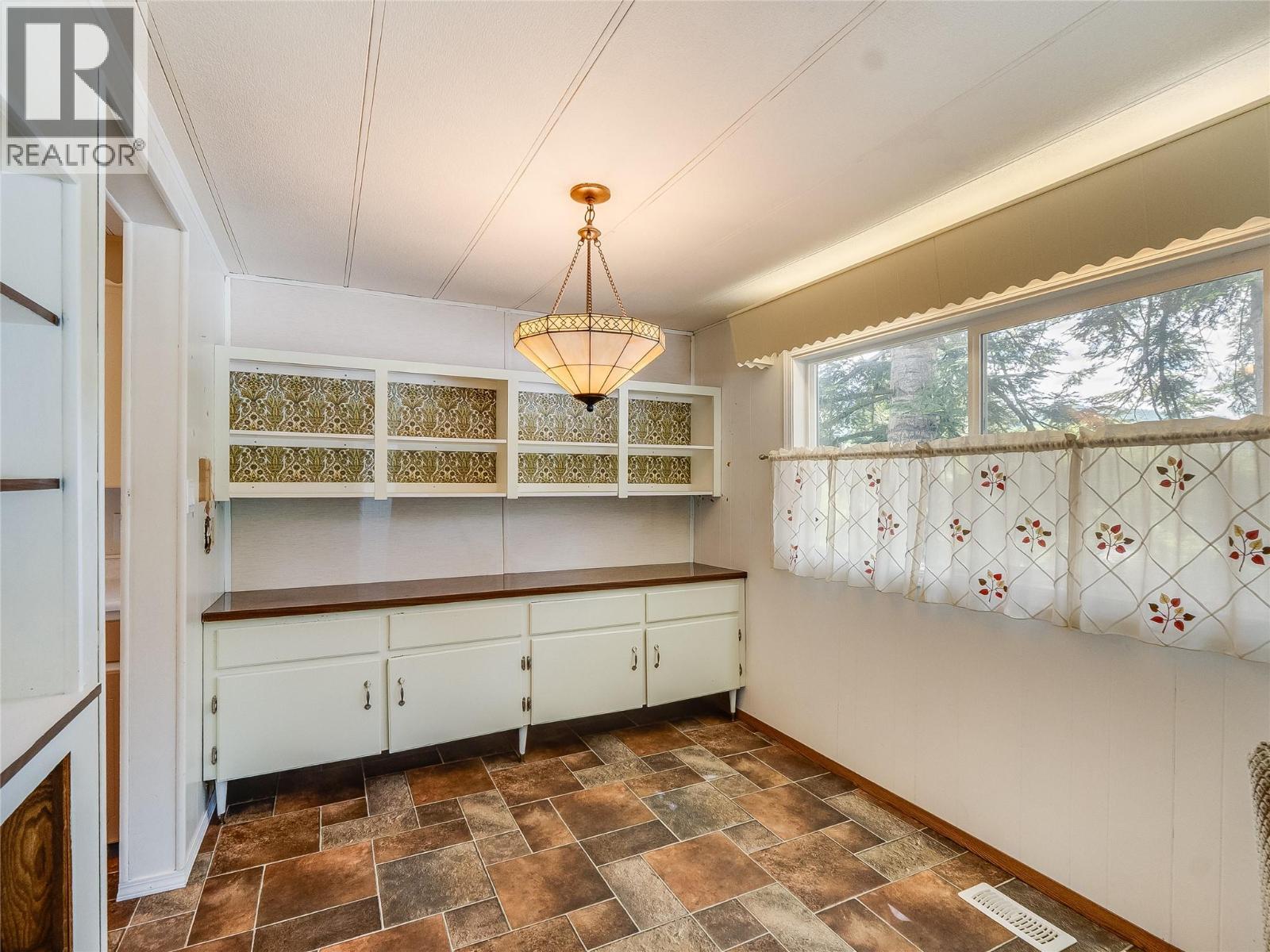 2625 6th Avenue - 13